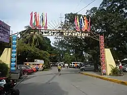 Welcome arch