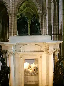 Tomb of Henry II and Catherine de' Medici, Saint-Denis Basilica, with marble effigies on top