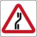 Lanes merge right ahead