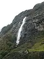 Waqramarka waterfall, 12&nbsp;km west of Chacas, especially to practice canyoning and abseiling