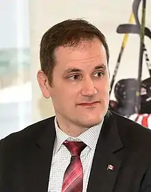 Dan Albas in Kelowna Chamber in 2018