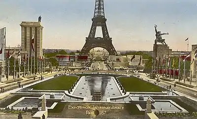 The pavilions of Soviet Russia (right) and Nazi Germany (left) faced each other at the 1937 Expo.