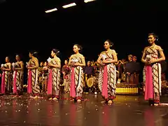 Bedhaya dancers from Solo wearing batik