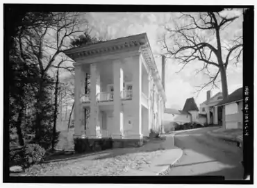 Phi Delta Psi Sorority Clubhouse