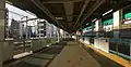 Yamanote Line (left) and Keihin-Tōhoku Line (right) platform screen doors, 2021