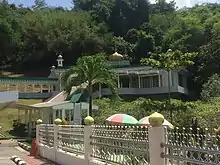 Kubah Makam Di Raja