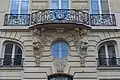51, rue d'Anjou: Asian-inspired balcony