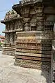 Outer wall articulation and horizontal frieze treatment