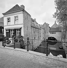 Uilenburg 8