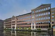 Nieuwe Uilenburgerstraat 173–175. Boas Diamond polishing: view over the water