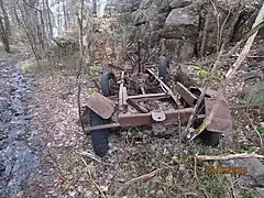 Unwieldy or dangerous plogging-derived finds are best reported to the local authorities for removal (car wreck outside Gothenburg, Sweden on March 21, 2019).