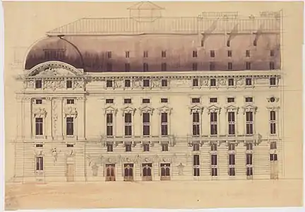 Lateral facade