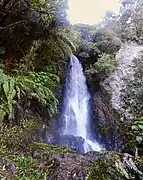 The upper fall is almost 30&nbsp;m (98&nbsp;ft) high